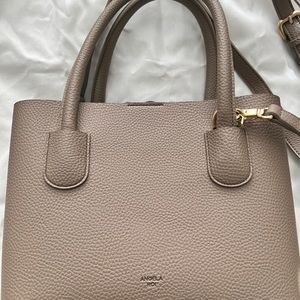 Angela Roi Cher Mini Signet Light Mud Gray